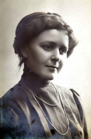 Клавдия Николаевна Бугаева (Васильева).