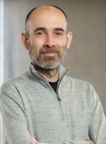 Эрих Крегер, автор последнего французского перевода книг, вышедшего в Канаде.